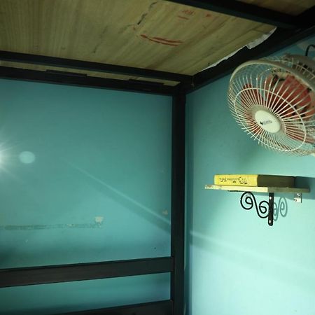 Good Vibes Hostel Βαρανάσι Εξωτερικό φωτογραφία