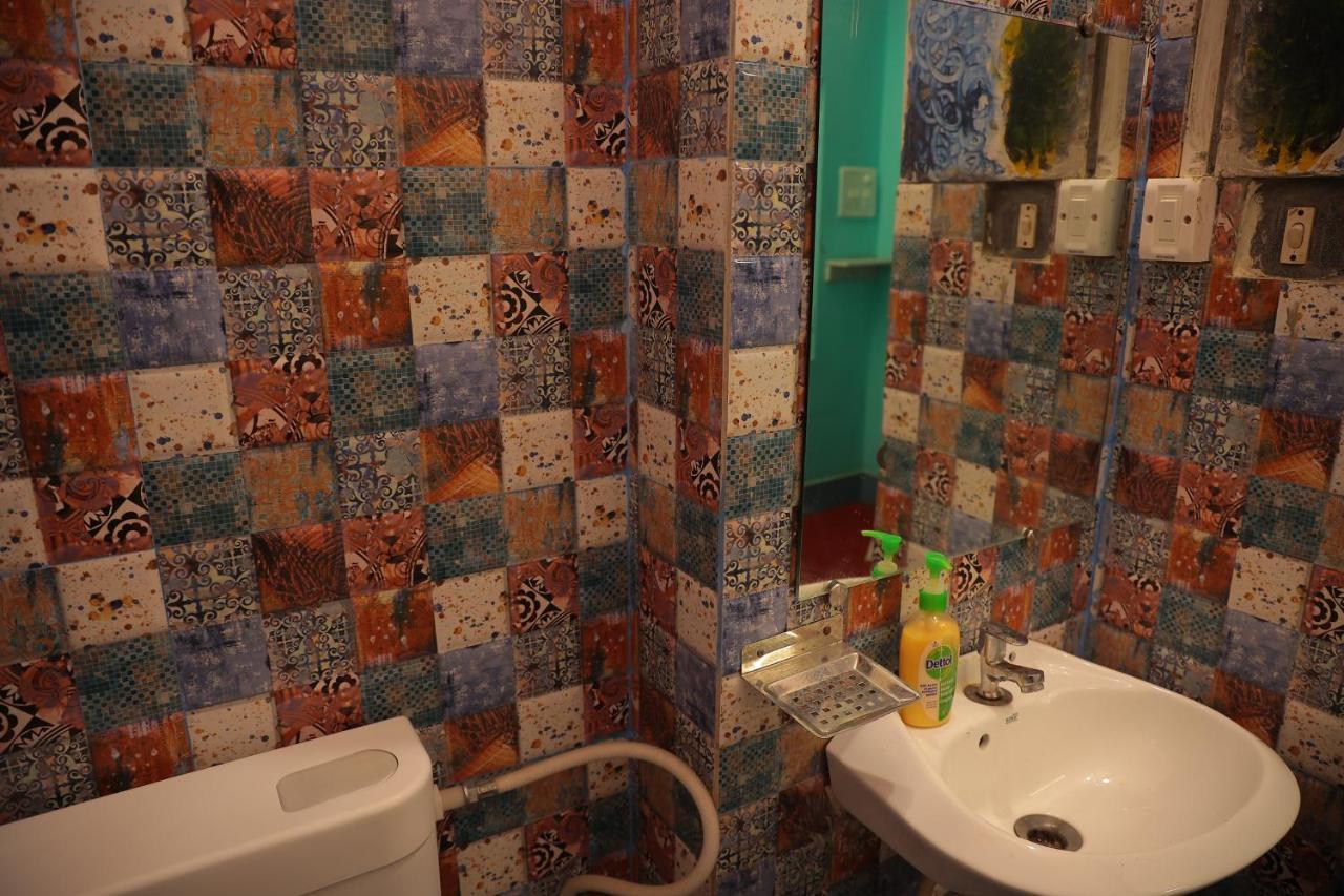 Good Vibes Hostel Βαρανάσι Εξωτερικό φωτογραφία