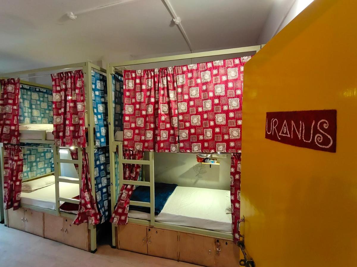 Good Vibes Hostel Βαρανάσι Εξωτερικό φωτογραφία