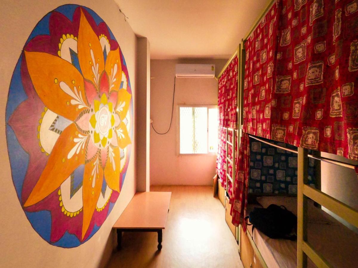 Good Vibes Hostel Βαρανάσι Εξωτερικό φωτογραφία