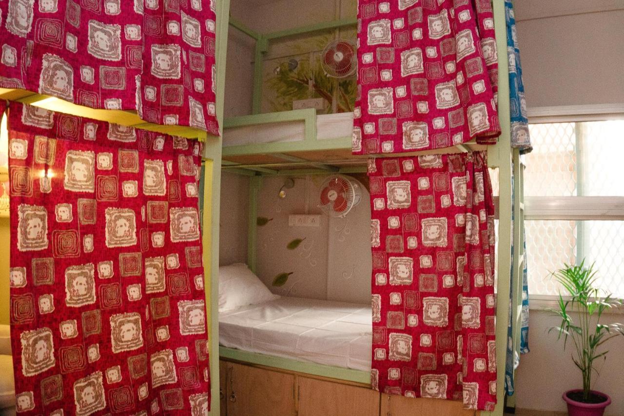 Good Vibes Hostel Βαρανάσι Εξωτερικό φωτογραφία