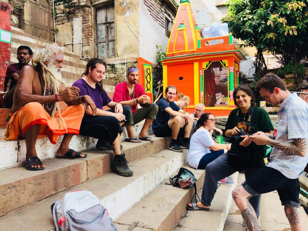Good Vibes Hostel Βαρανάσι Εξωτερικό φωτογραφία